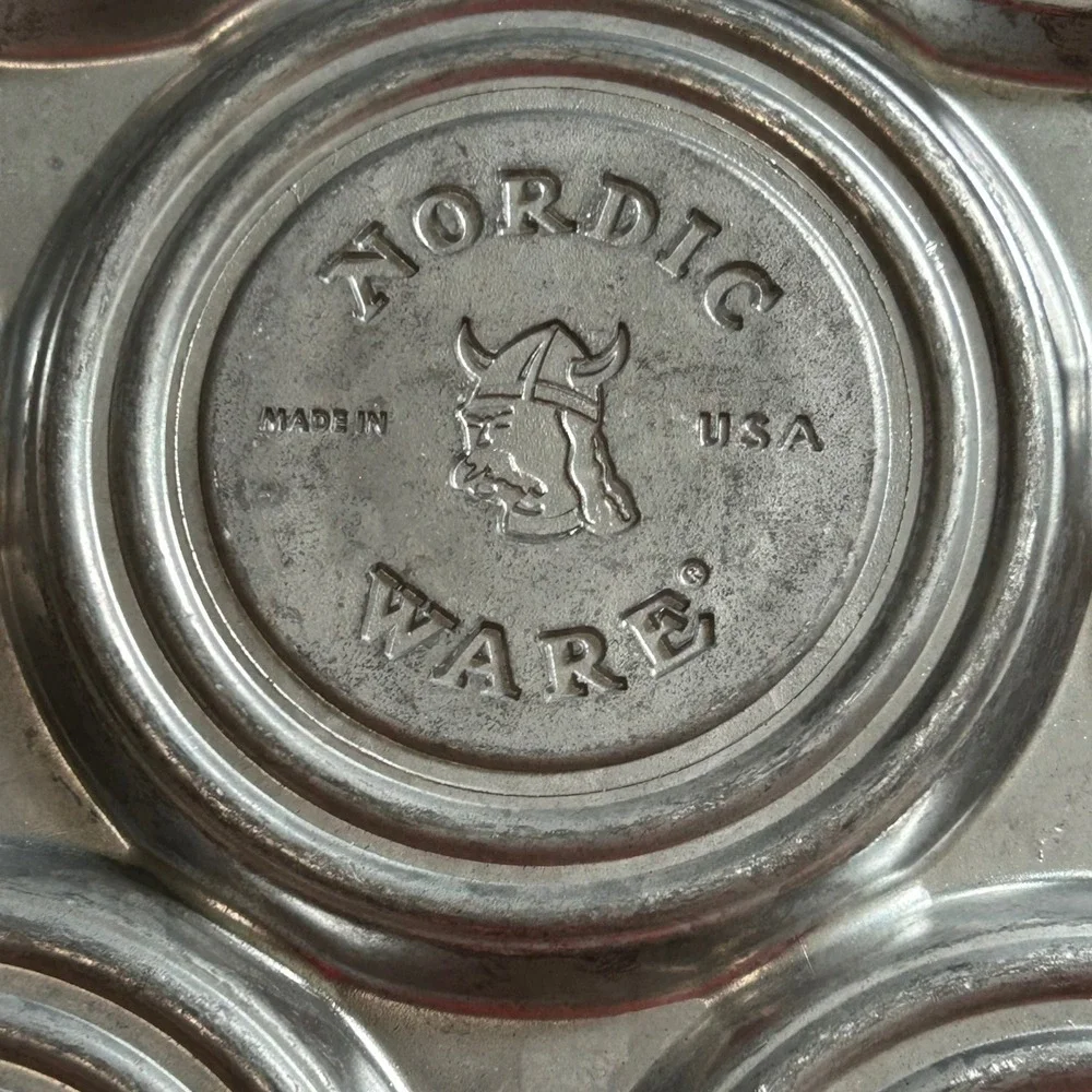 Nordic Ware Zoo Friends Pancake Pan 7 Animal Molds Non-Stick Cast Aluminum USA